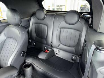 Mini Cabrio COOPER S — photo 21