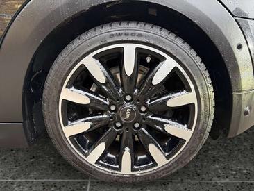 Mini Cooper — photo 13