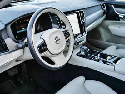 Volvo V90 T8 Recharge Ultimate