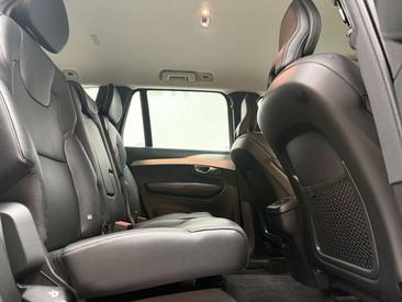 Volvo XC90 D5 Momentum — photo 14