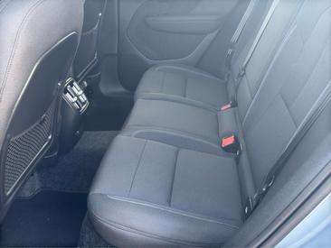 Volvo C40 Recharge Core — photo 11