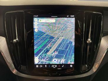 Volvo V60 T6 Recharge Ultimate — photo 7
