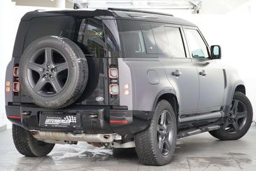 Land Rover Defender 110 SE Black P400e — photo 7