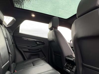 Land Rover Range Rover Evoque P300e R-Dynamic S