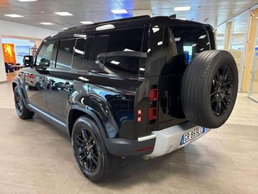 Land Rover Defender 110 SE 3.0 Ibrido/diesel 200cv — photo 5
