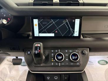 Land Rover Defender 110 SE 3.0 Ibrido/diesel 200cv — photo 10
