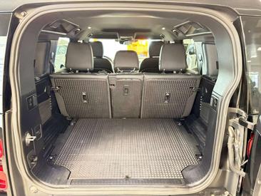 Land Rover Defender 110 SE 3.0 Ibrido/diesel 200cv — photo 14