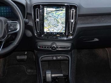 Volvo C40 Recharge Core — photo 12