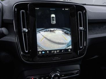 Volvo C40 Recharge Core — photo 13