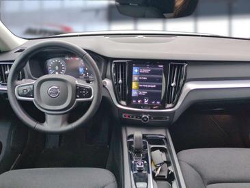 Volvo V60 Cross Country B4 — photo 20