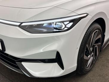 Volkswagen ID.7 — photo 6