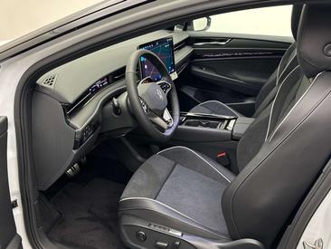 Volkswagen ID.7 — photo 9