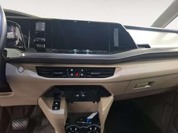 Volkswagen Multivan Hybrid — photo 9