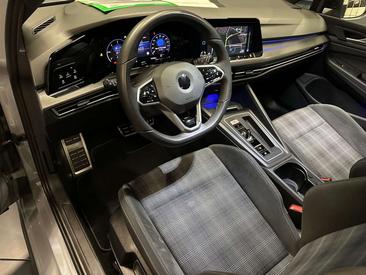 Volkswagen Golf GTD — photo 14