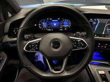 Volkswagen Golf GTD — photo 15
