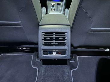Volkswagen Golf GTD — photo 27