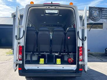 Volkswagen Crafter — photo 8