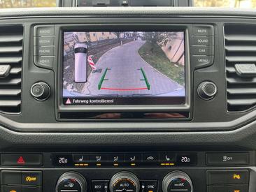 Volkswagen Crafter — photo 9