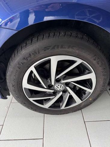 Volkswagen Golf — photo 9