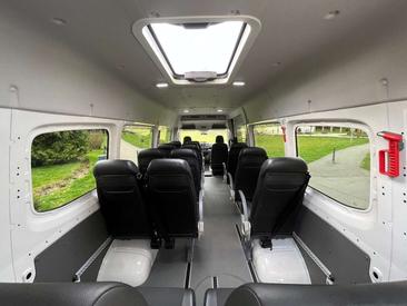 Volkswagen Crafter — photo 21