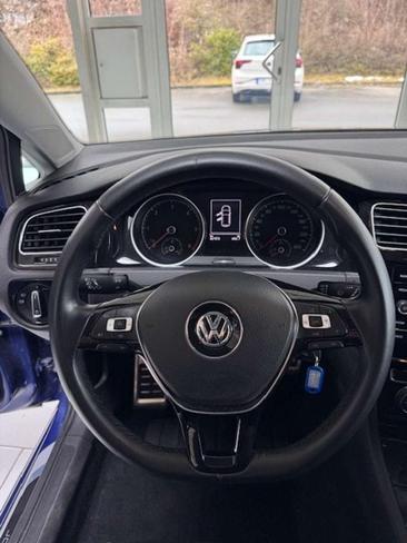 Volkswagen Golf — photo 14