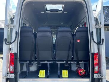 Volkswagen Crafter — photo 24