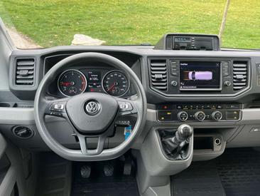 Volkswagen Crafter — photo 37
