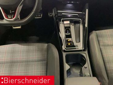 Volkswagen Golf GTI — photo 14