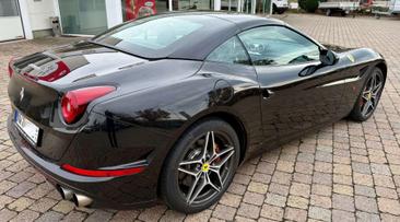 Ferrari California — photo 2