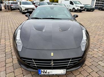 Ferrari California — photo 3