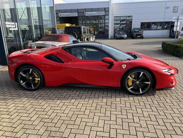 Ferrari SF90 Stradale — photo 5