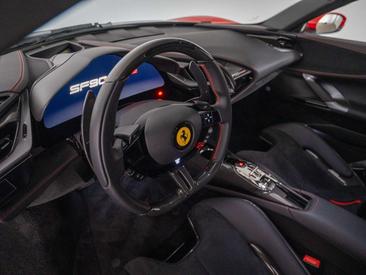 Ferrari SF90 Stradale — photo 16