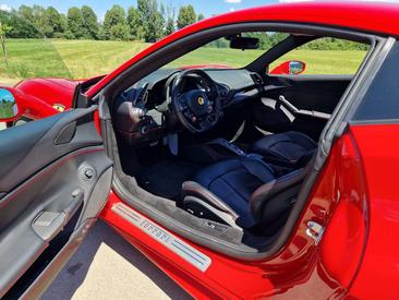 Ferrari 488 GTB — photo 11