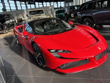 Ferrari SF90 Stradale — photo 18