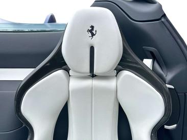 Ferrari SF90 Spider — photo 16