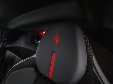 Ferrari SF90 Stradale — photo 30