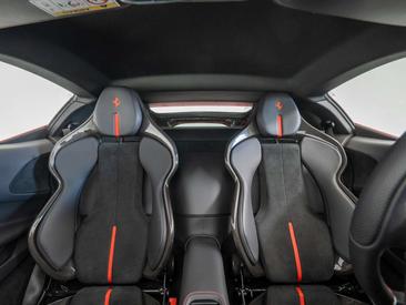 Ferrari SF90 Stradale — photo 38