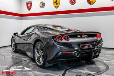 Ferrari F8 Tributo — photo 7