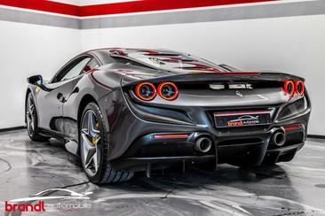 Ferrari F8 Tributo — photo 8