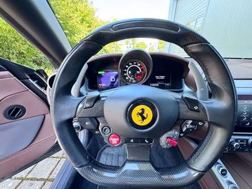 Ferrari GTC4Lusso — photo 7