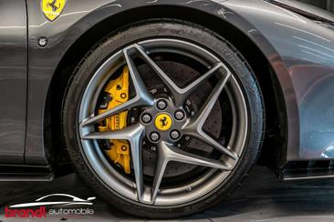 Ferrari F8 Tributo — photo 13