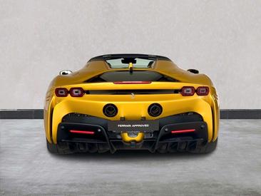Ferrari SF90 Spider — photo 5