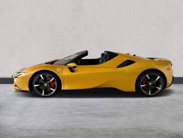 Ferrari SF90 Spider — photo 7