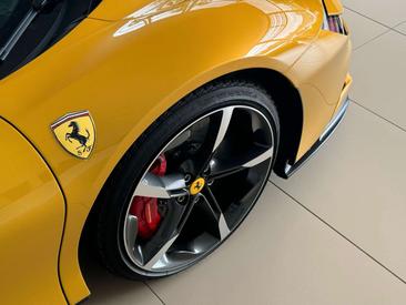Ferrari SF90 Spider — photo 8
