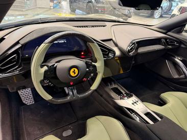 Ferrari 12 Cilindri — photo 12