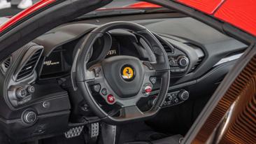 Ferrari 488 — photo 15