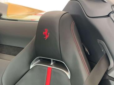 Ferrari SF90 Spider — photo 19