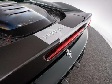 Ferrari SF90 Stradale — photo 24