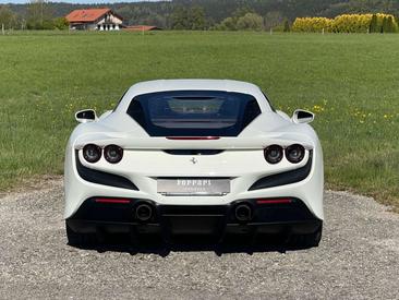 Ferrari F8 Tributo — photo 13