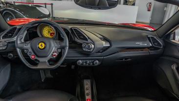 Ferrari 488 — photo 24